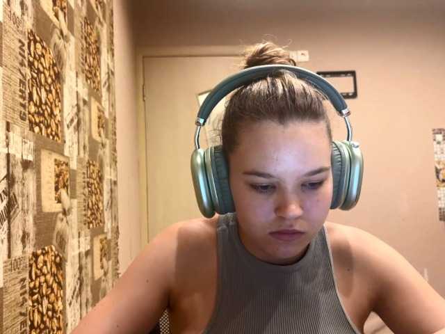 DaniMcgorry live cam on BongaCams