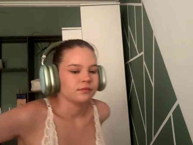 DaniMcgorry webcam