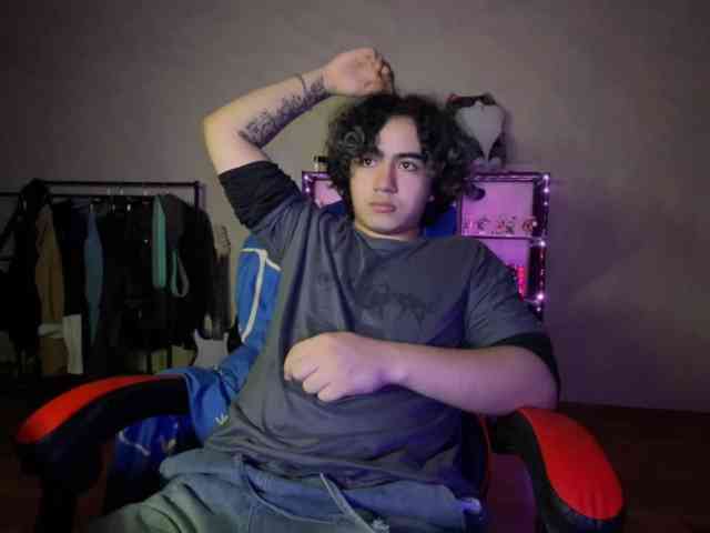 -ELIGOS- Sex Cam Show