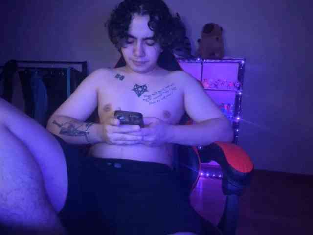 -ELIGOS- Sex Cam Show