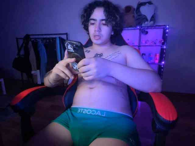 -ELIGOS- Sex Cam Show