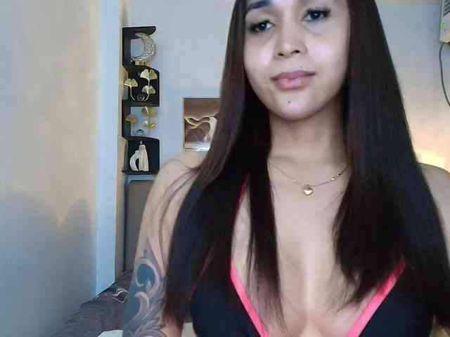 GorgeousMaria Sex Cam Show