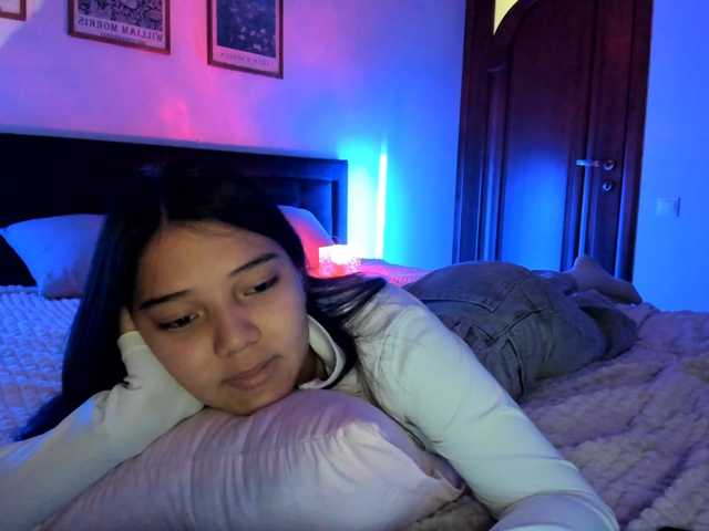 MilanaMittt live cam on BongaCams