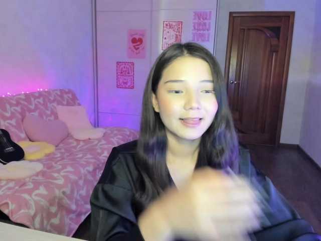 MilanaMittt live cam on BongaCams
