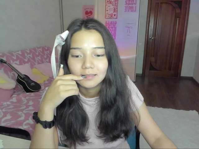 MilanaMittt live cam on BongaCams