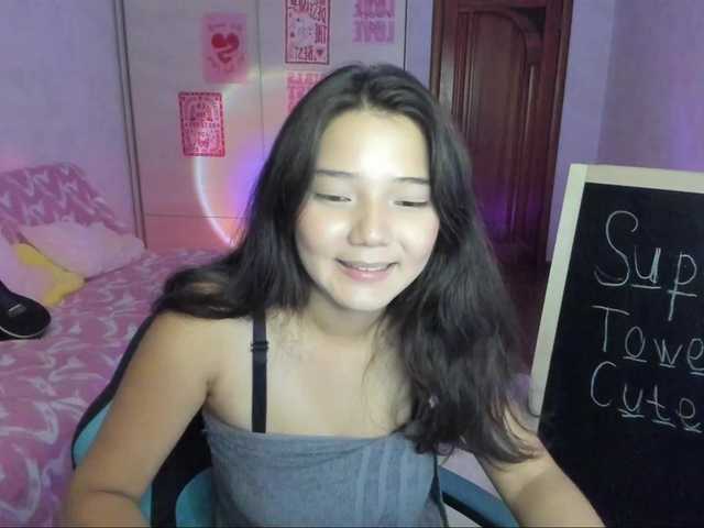 MilanaMittt live webcam show