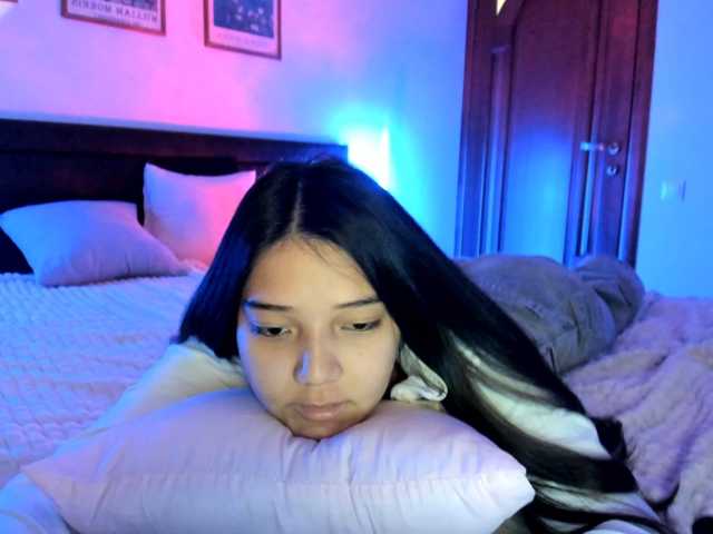 MilanaMittt live cam on BongaCams