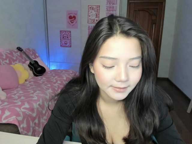 MilanaMittt live cam on BongaCams