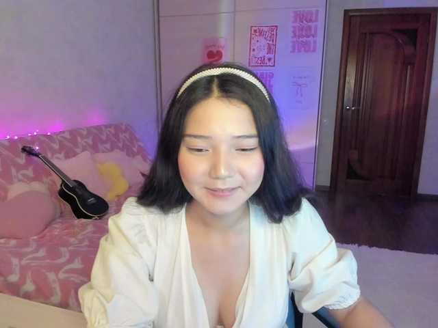 MilanaMittt live cam on BongaCams