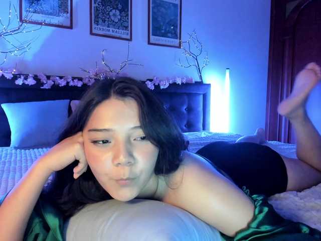 MilanaMittt live cam on BongaCams