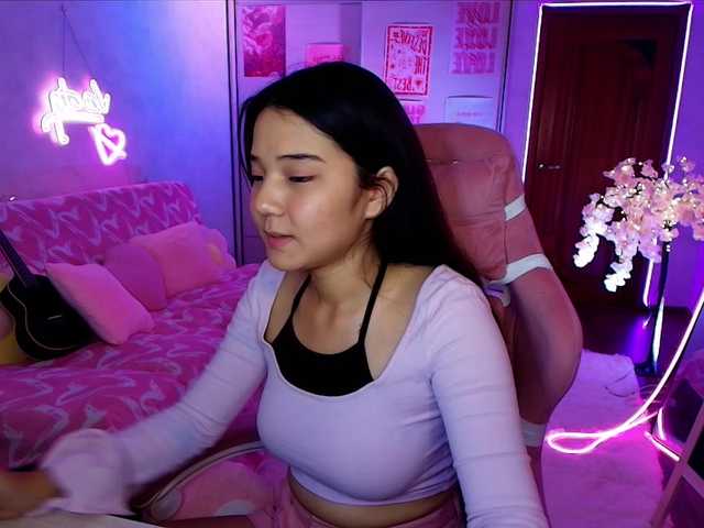 MilanaMittt live cam on BongaCams