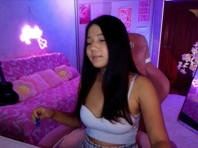 MilanaMittt live cam on BongaCams