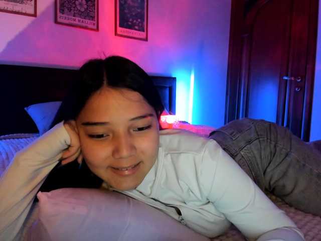 MilanaMittt live cam on BongaCams