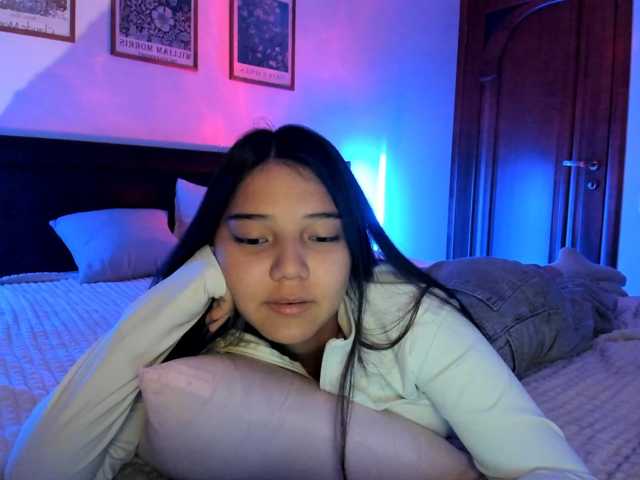 MilanaMittt live cam on BongaCams