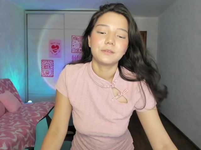 MilanaMittt live cam on BongaCams