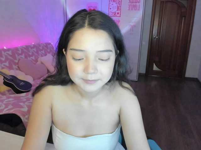 MilanaMittt live cam on BongaCams