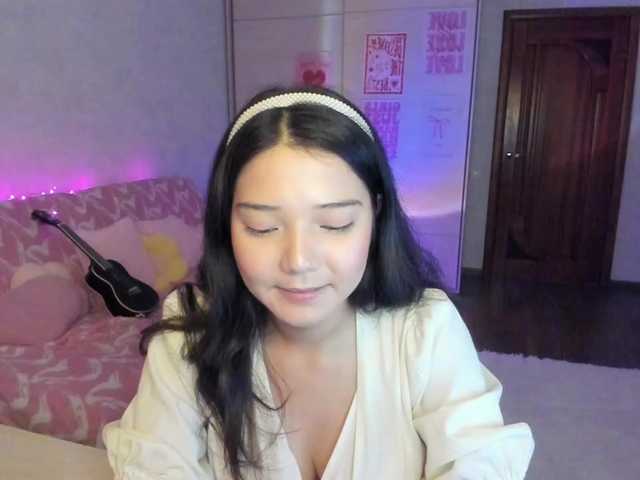 MilanaMittt live webcam show