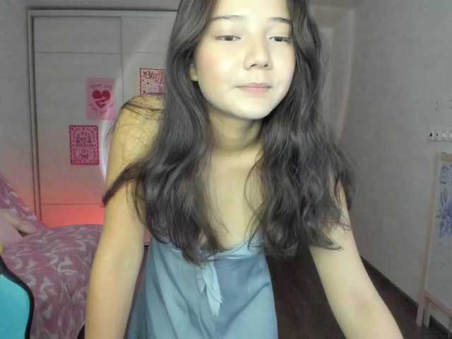 MilanaMittt live webcam show