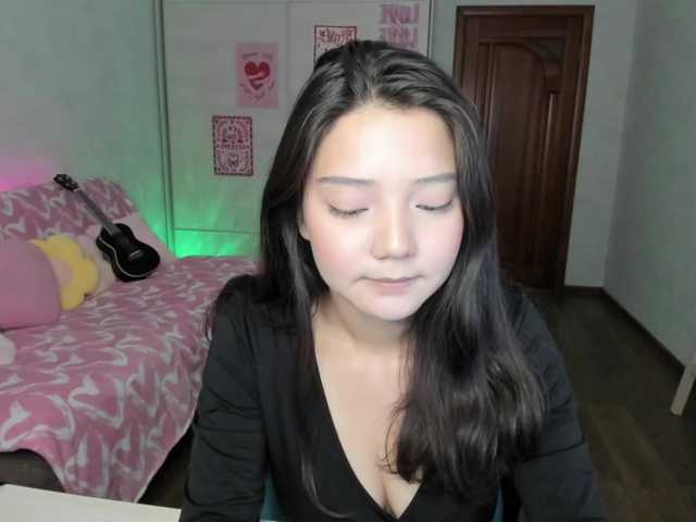 MilanaMittt live cam on BongaCams