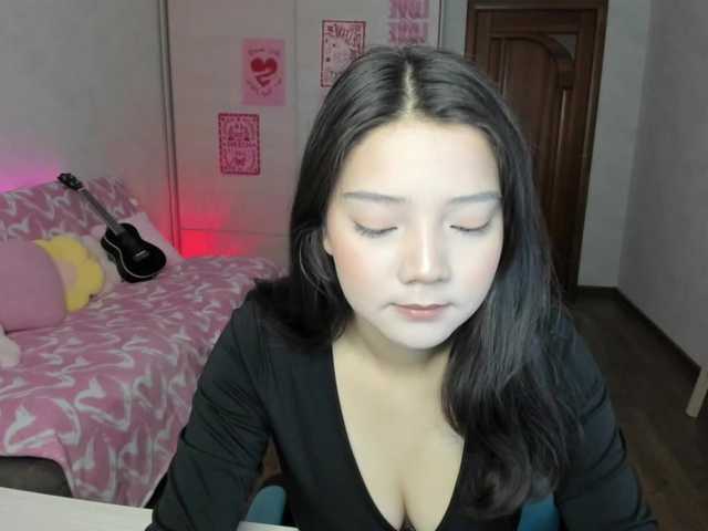 MilanaMittt live cam on BongaCams
