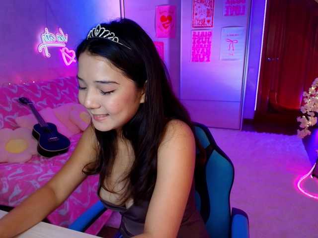 MilanaMittt live cam on BongaCams