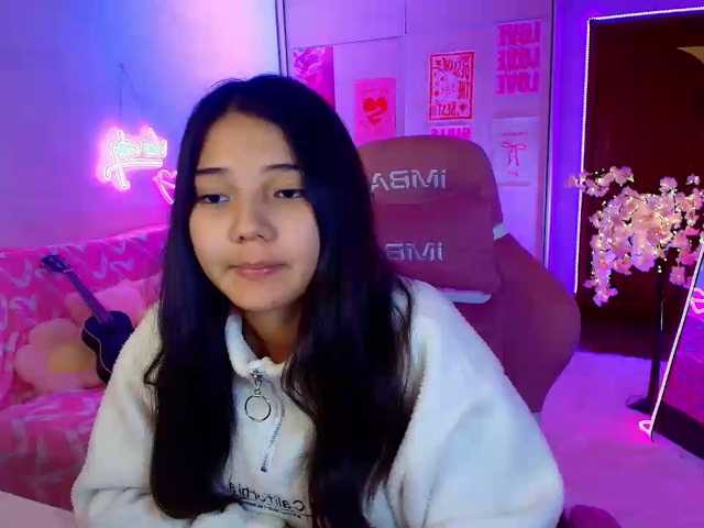 MilanaMittt live cam on BongaCams