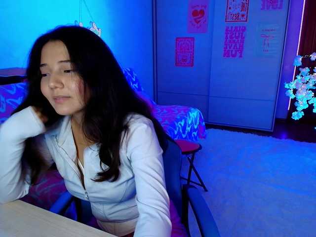 MilanaMittt live cam on BongaCams