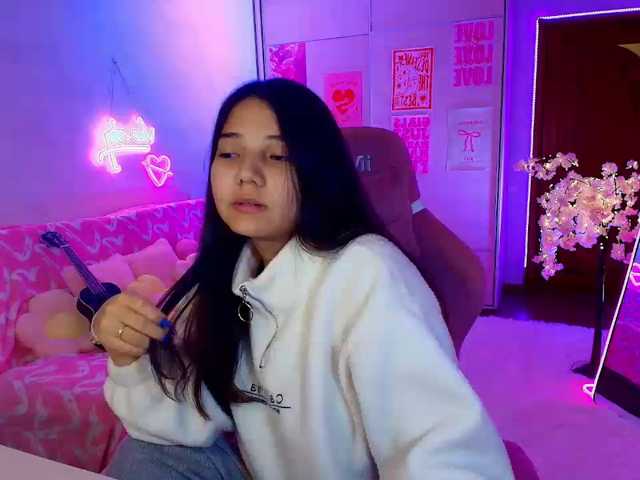 MilanaMittt live cam on BongaCams
