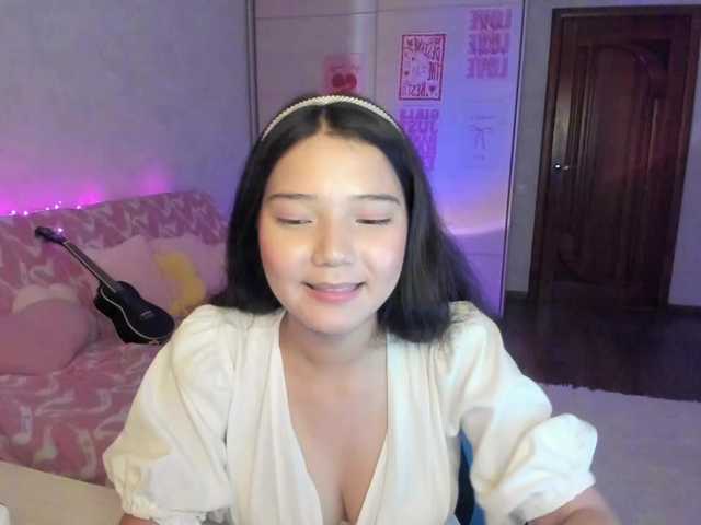 MilanaMittt live webcam show