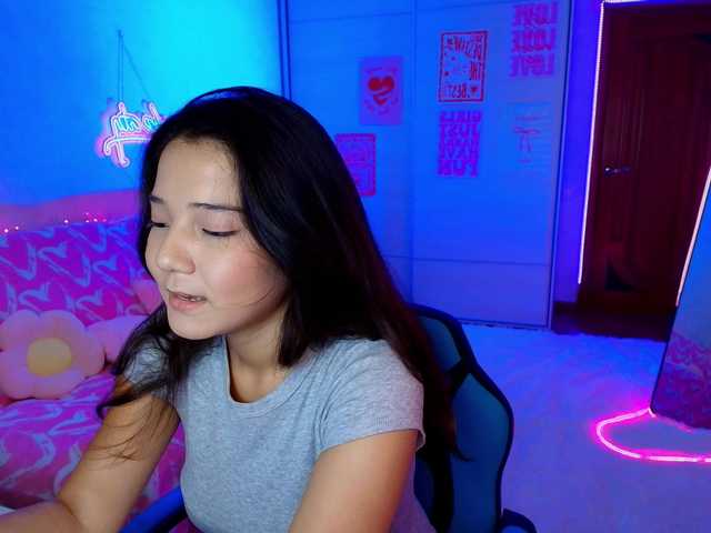 MilanaMittt live cam on BongaCams