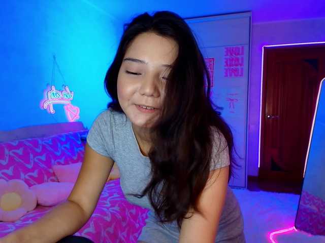 MilanaMittt live cam on BongaCams