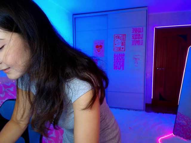 MilanaMittt live cam on BongaCams