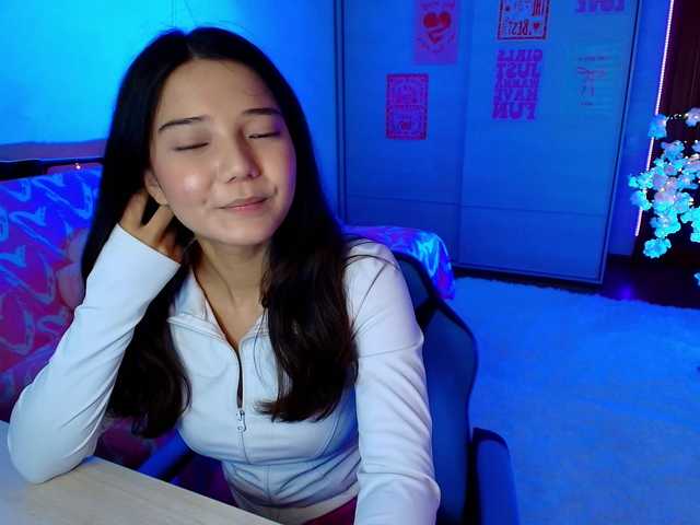 MilanaMittt live cam on BongaCams