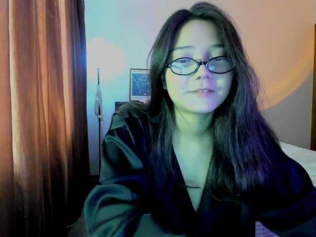 MilanaMittt live cam on BongaCams