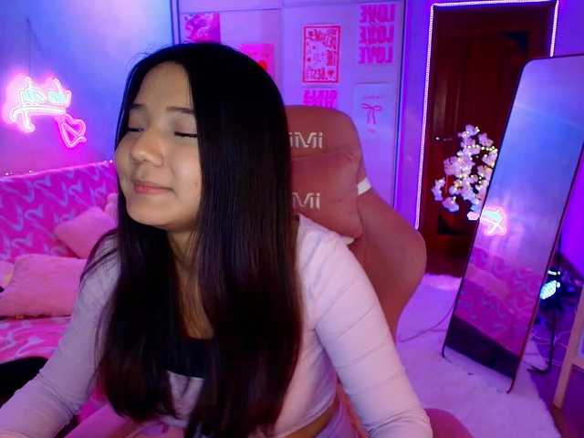 MilanaMittt live cam on BongaCams