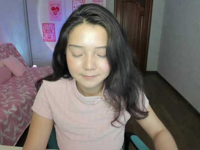 MilanaMittt live cam on BongaCams