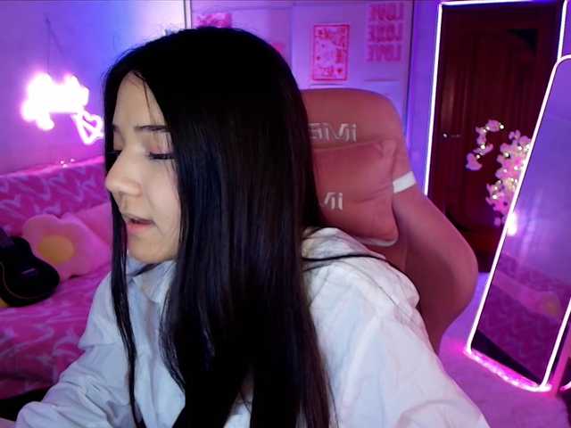 MilanaMittt live cam on BongaCams