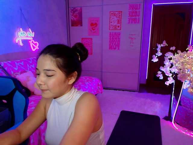 MilanaMittt live cam on BongaCams