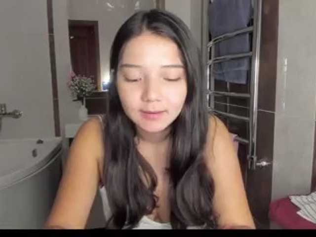 MilanaMittt live cam on BongaCams