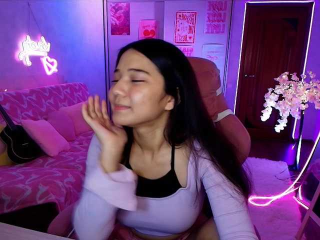 MilanaMittt live cam on BongaCams