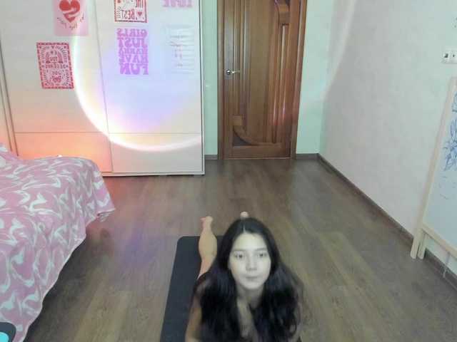 MilanaMittt live cam on BongaCams