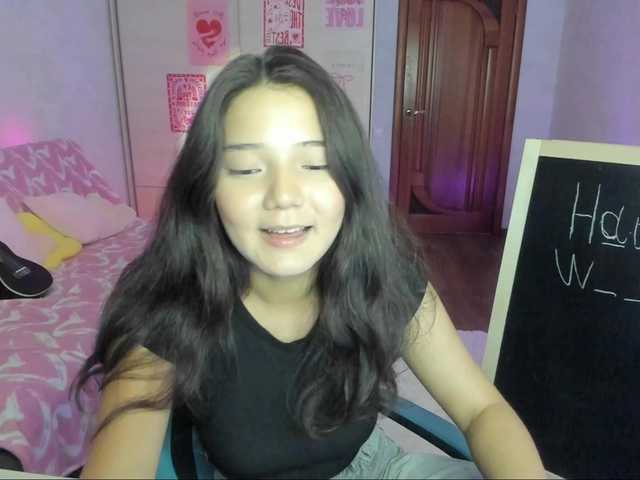 MilanaMittt live webcam show