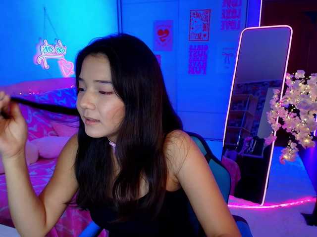 MilanaMittt live cam on BongaCams