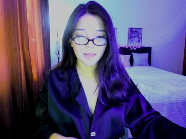 MilanaMittt live cam on BongaCams