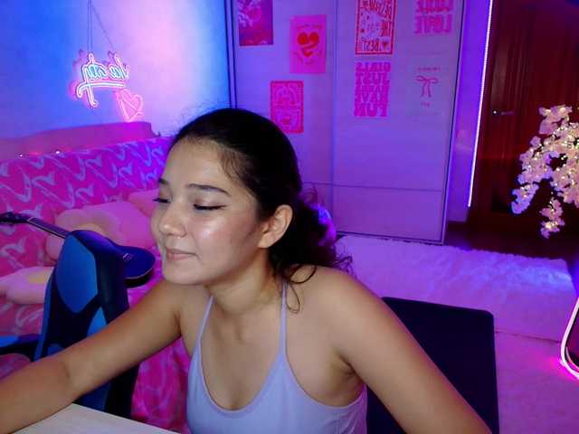 MilanaMittt live cam on BongaCams