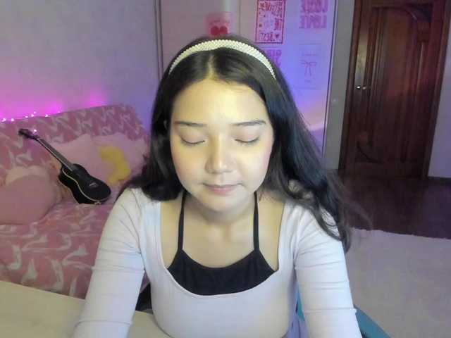 MilanaMittt live cam on BongaCams