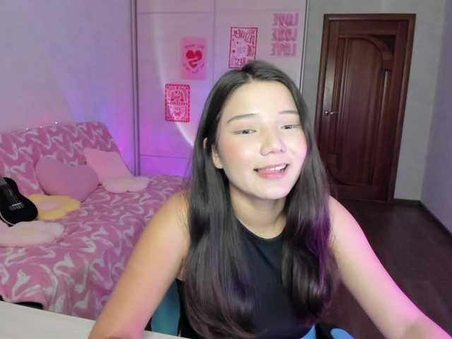 MilanaMittt live cam on BongaCams