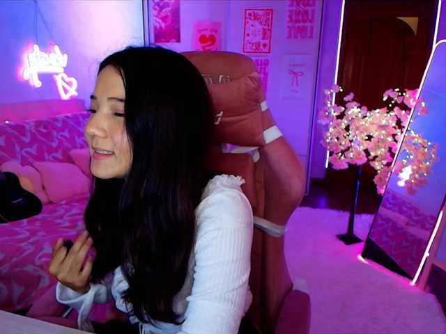 MilanaMittt live cam on BongaCams