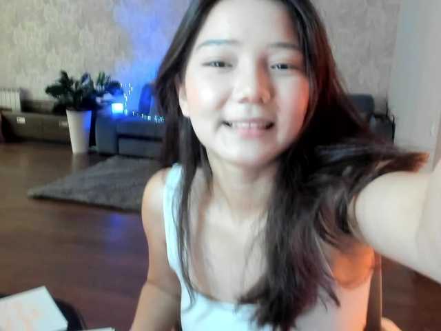MilanaMittt live cam on BongaCams