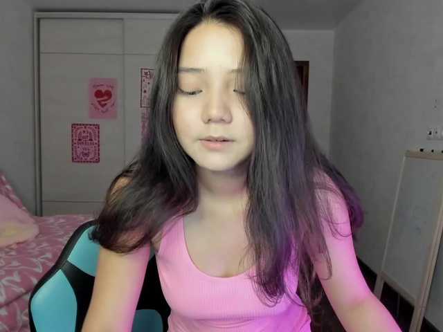 MilanaMittt live cam on BongaCams